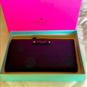 Kate Spade bifold wallet